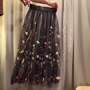 Forever 21 Black Floral Embroidered Skirt